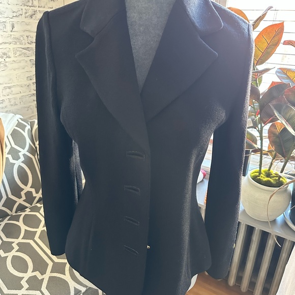 St. John Basics Vintage Caridigan Jacket/Blazer. Pre-owned. - Picture 3 of 15